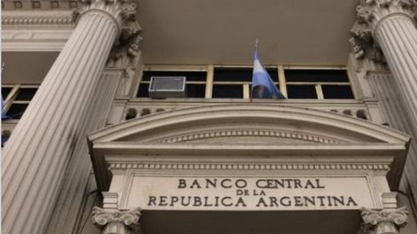 Qué necesita Pesce para firmar las medidas más urgentes del Banco Central