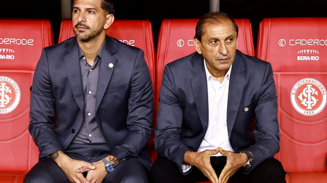 Emiliano Díaz, el hijo y ayudante de campo de Ramón Díaz, abrió la puerta para regresar a River