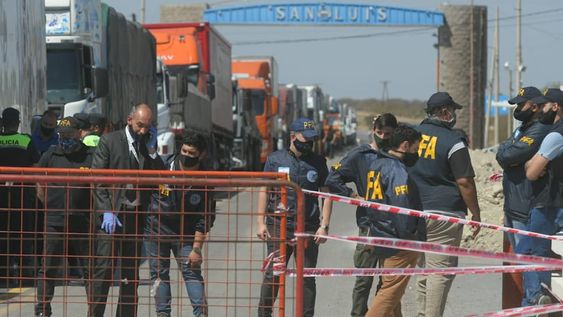 La Policía Federal intentó terminar con el corte el pasado martes pero no pudo lograrlo por falta de jurisdicción. - Ignacio Blanco