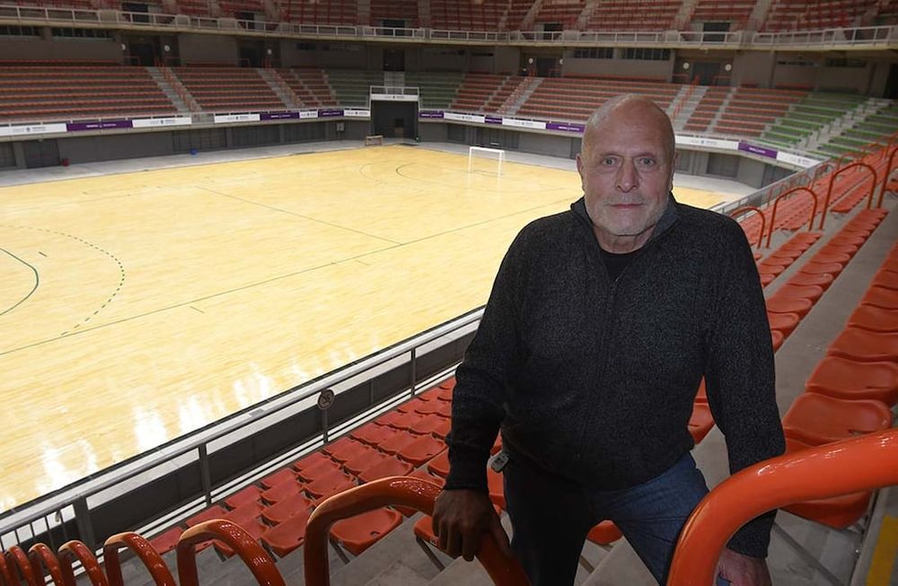 Héctor Ortiz, Presidente de la Federación Mendocina de Futbol de Salón, en el Aconcagua Arena de Ciudad. / José Gutiérrez-Los Andes