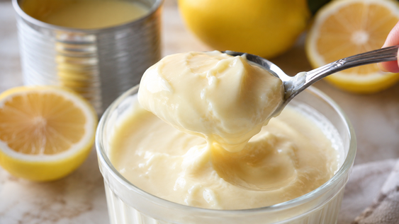 simplemente mezcla leche condensada con jugo de limon: el postre mas facil y delicioso