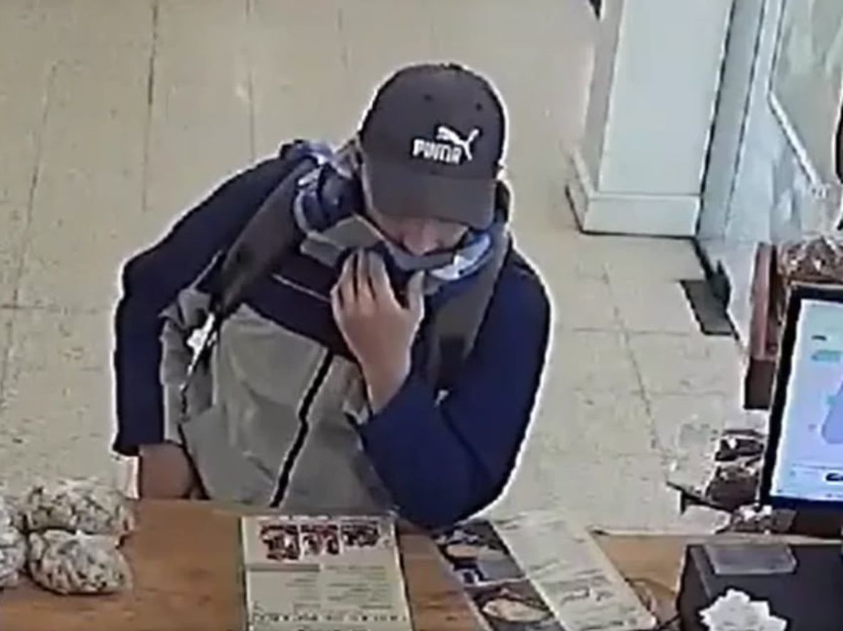 Entró a robar a una fiambrería y la empleada lo sorprendió con uno más grande