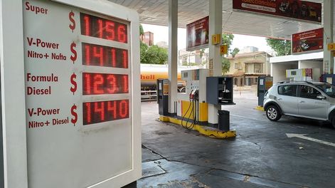 El precio de la nafta y del gasoil aumenta 1,75% en el comienzo de 2025. Foto: Los Andes