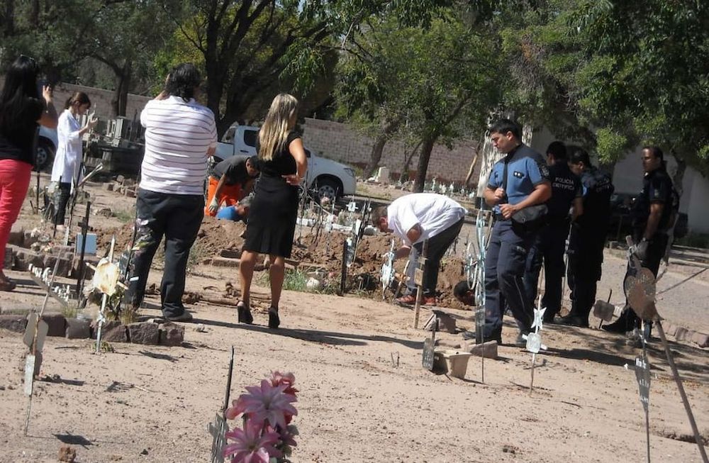 Búsqueda de Guardati realizada en 2020 en el cementerio de Capital.