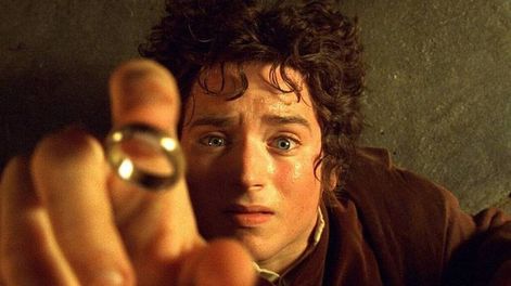 Los Andes | Elijah Wood dio vida a Frodo Bolsón, acompañado por un elenco increíble que suman a Ian McKellen, Viggo Mortensen, Orlando Bloom y Sean Astin.