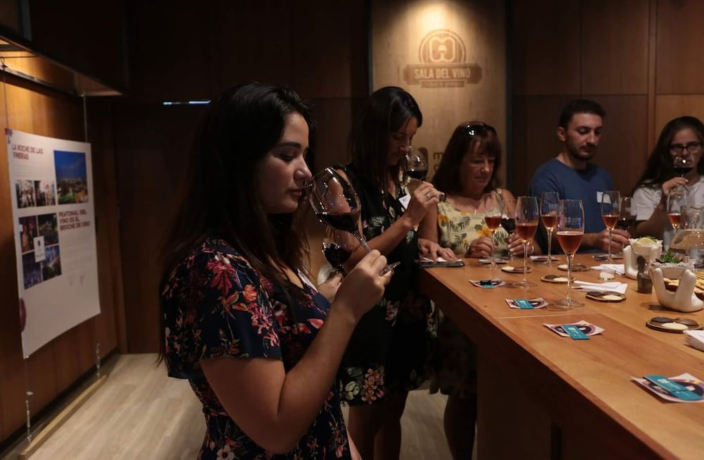Maridaje en la Sala del Vino: un encuentro para brindar