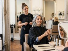 el corte de pelo en tendencia este otono 2026 que favorece a mujeres con rostro redondo, cuadrado u ovalado