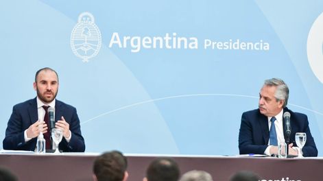 Los Andes | Martín Guzman junto Alberto Fernández, en Casa Rosada explicaron (a medias) el avance de las negociaciones con el FMI. Foto Federico Lopez Claro