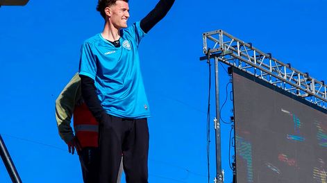 El influencer ruso Parviz Benazirov en el Valle de Uco.