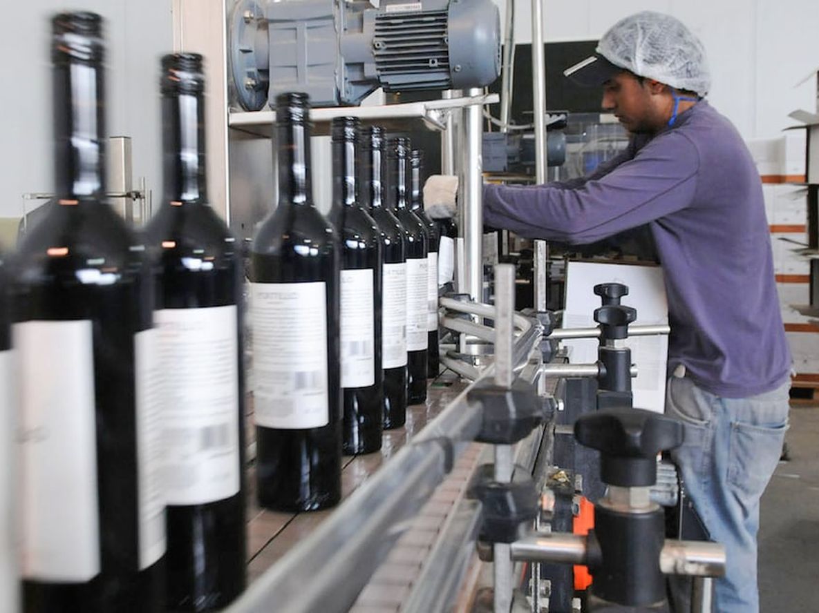 En Mendoza la situación del empleo es más alentadora que en el resto del país aunque todavía con números rojos. Foto: Los Andes