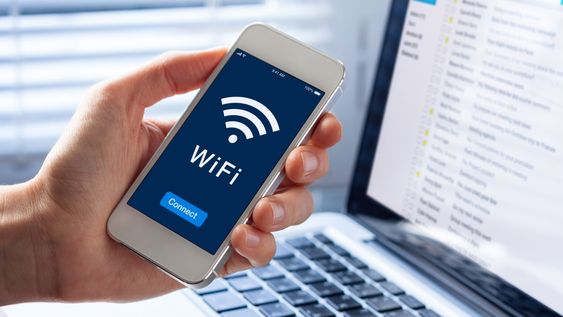 nadie lo sabe, pero es imprescindible apagar el wifi del celular al salir de casa: pasos para mejorar la seguridad de tu smartphone