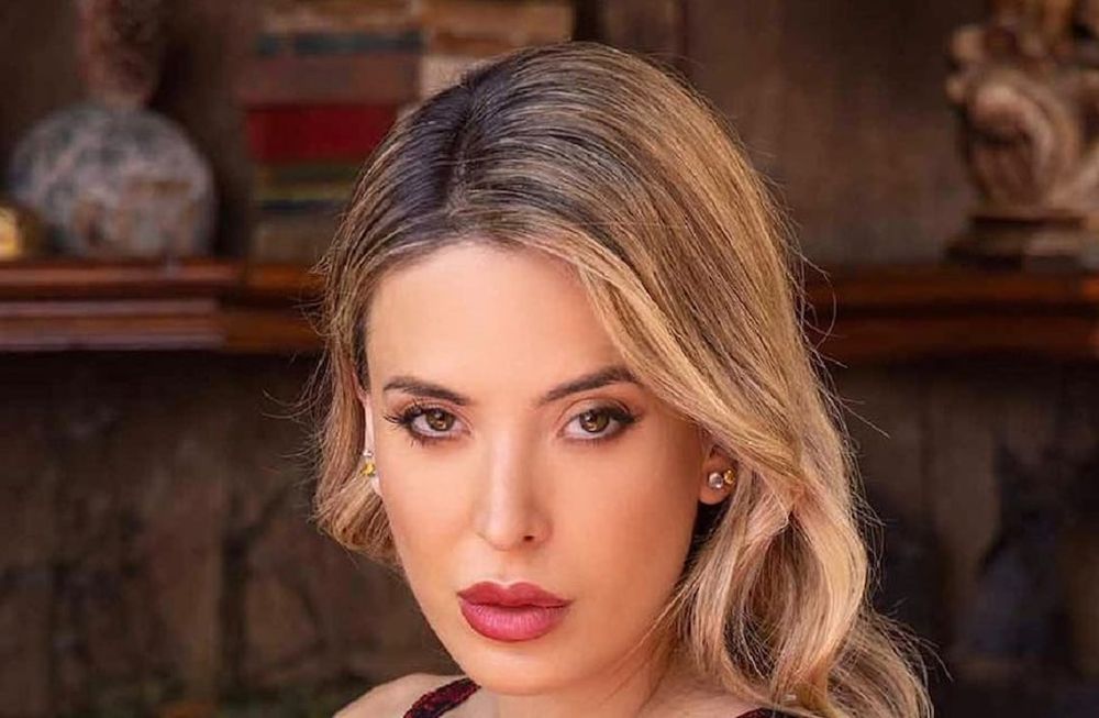 La conductora y modelo presumió su cuerpazo al natural.