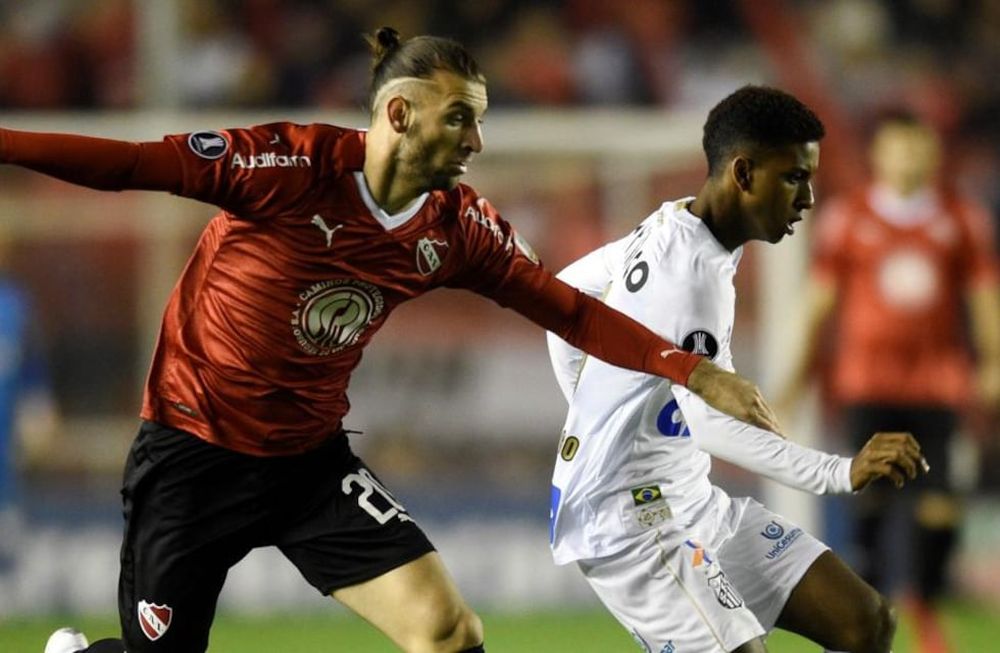 Duro revés para Independiente: la FIFA le prohibió fichar jugadores por incumplir el pago con Gastón Silva. / Gentileza.