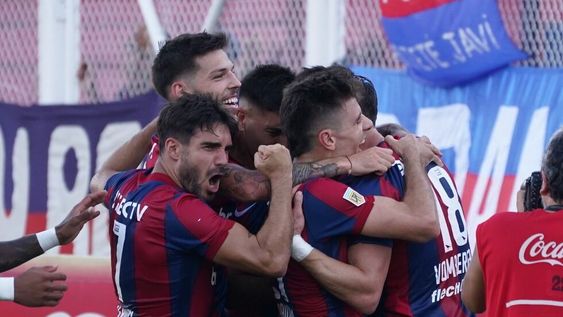 El Ciclón venció 4-0 al Lobo en el Pedro Bidegain, por la fecha 7 de la LPF 2023, y se quedó con los tres puntos que lo mantienen en la cima del torneo. / Gentileza.