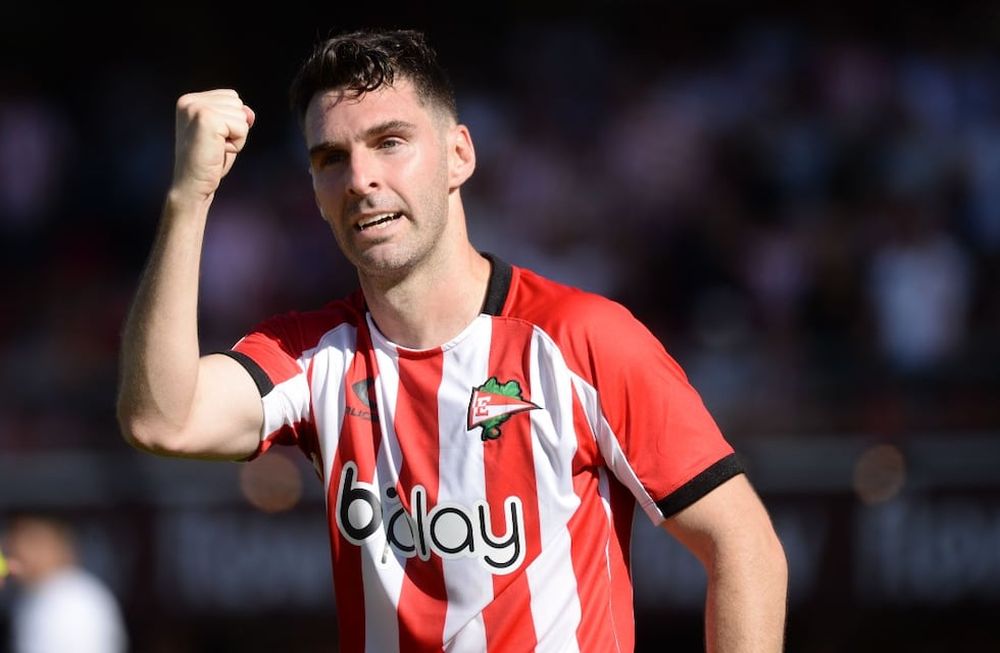 Mauro Boselli brilló con sus goles y su contundencia fue una de las razones del triunfo de Estudiantes, el sólido líder de la Zona 2 de la Copa de la Liga Profesional. (Fotobaires)