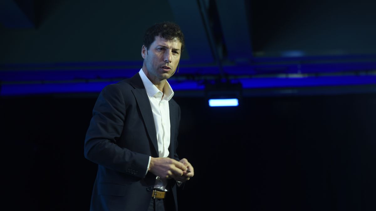 Coloquio Idea en Mar del Plata: Esteban Domecq analiza la competitividad argentina