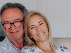 Oscar Martínez y Marina Borensztein disfrutan de su hogar en Marbella.&nbsp;