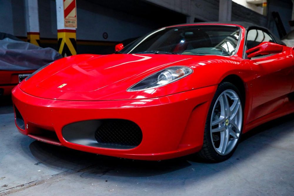 La Ferrari tiene apenas 16.855 kilómetros.