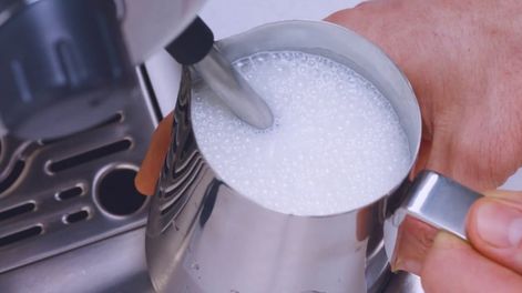 Sorpresa por los precios en Chile: cuánto cuesta una cafetera Espresso Oster.