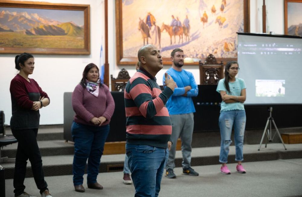 Se dictó por primera vez el segundo nivel del curso de Lengua de Señas