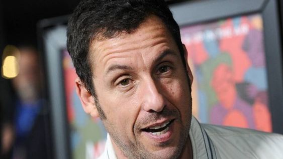 Netflix firma acuerdo con Adam Sandler para cuatro películas