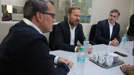 La reunión de tres intendentes peronistas en San Juan