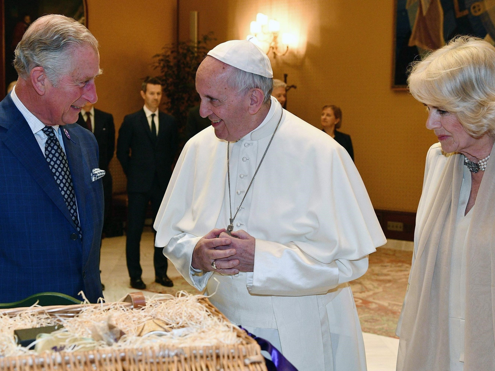 El rey Carlos III visitará al Papa Francisco dentro de algunas semanas.&nbsp;