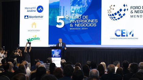 Alfredo Cornejo en el Foro de Inversiones y Negocios 2025.&nbsp;&nbsp;Foto: Ramiro Gómez