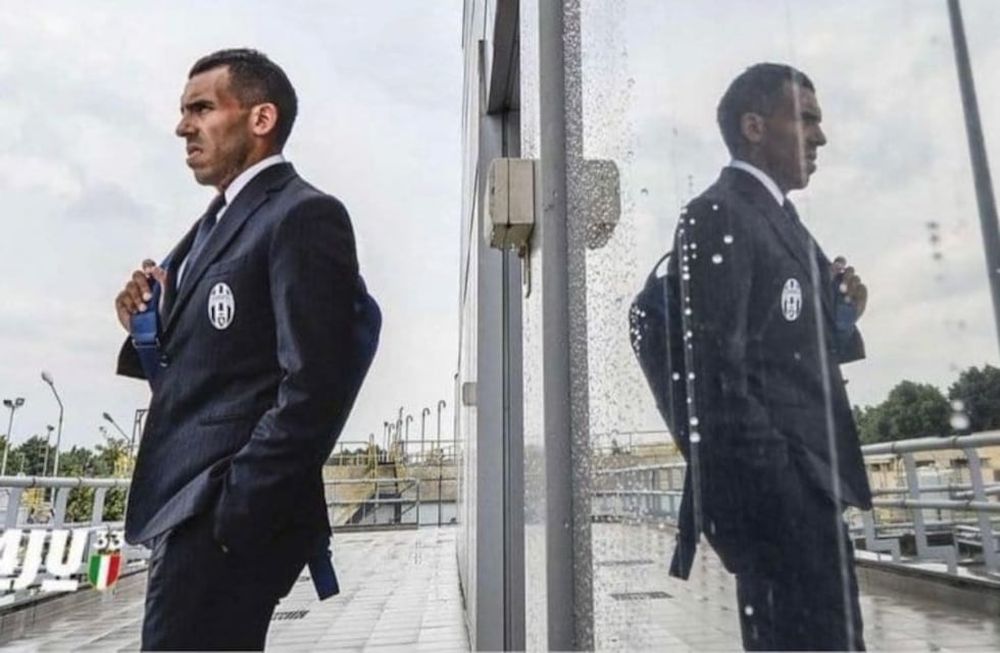 Vuelvo a mi casa, escribió el Apache, de 38 años, a través de sus redes sociales. Su primer encuentro será el próximo domingo ante Inter de Milán. / Gentileza.