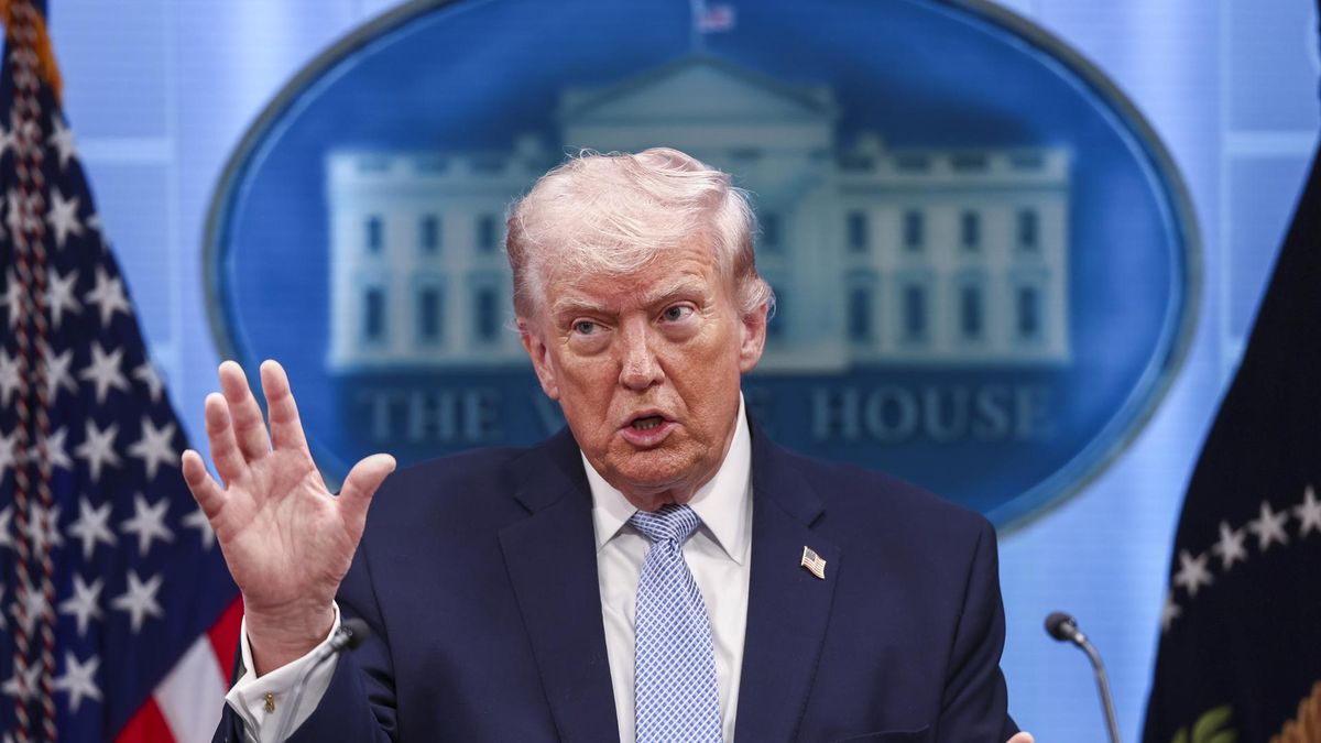 Donald Trump amenaza con 