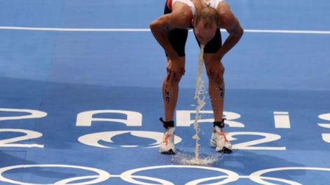 Los Andes | El triatleta canadiense, vomitó varias veces al termino de la competición. Instagram: therealmislawchuk