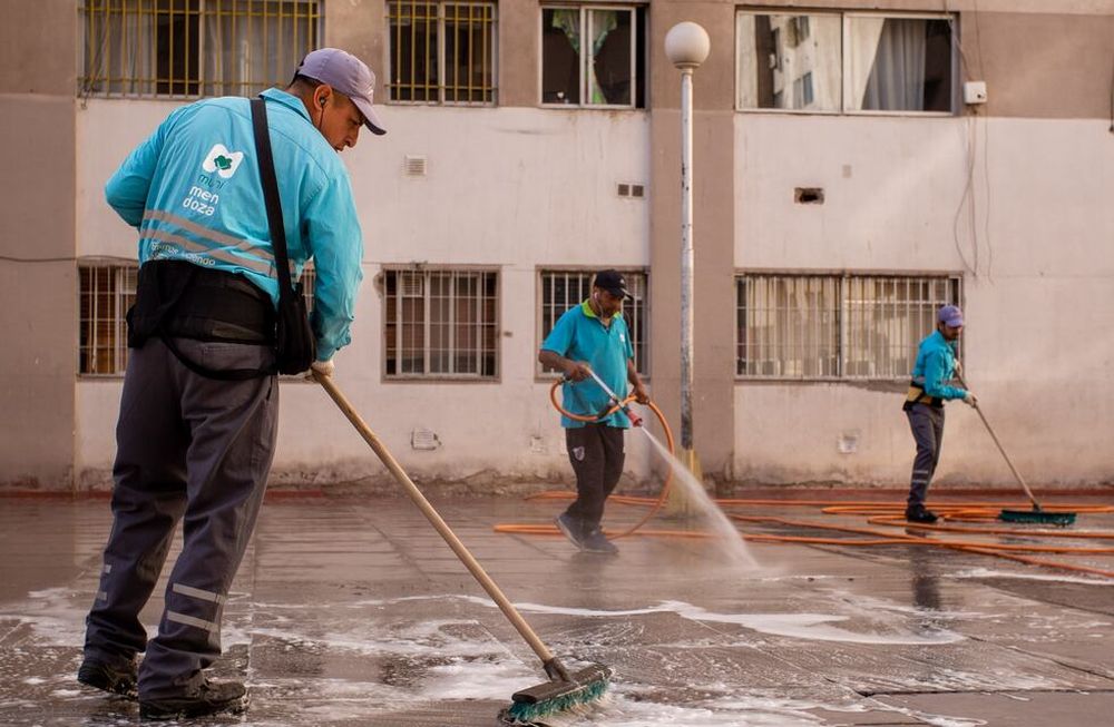 Así funcionarán los servicios municipales durante el fin de semana extra largo