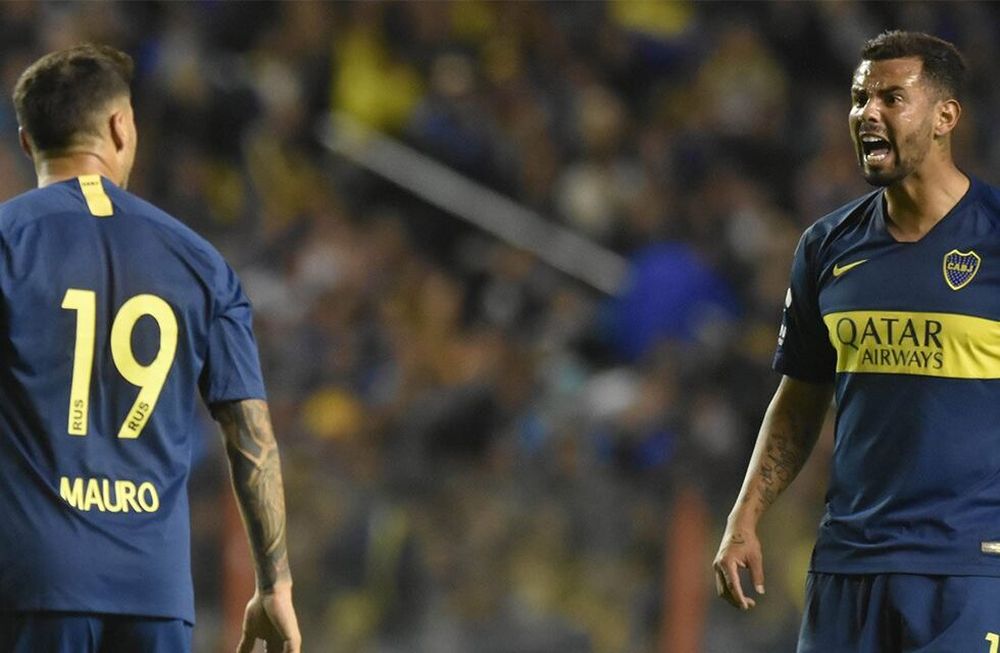 El cruce de insultos entre Edwin Cardona y Mauro Zárate