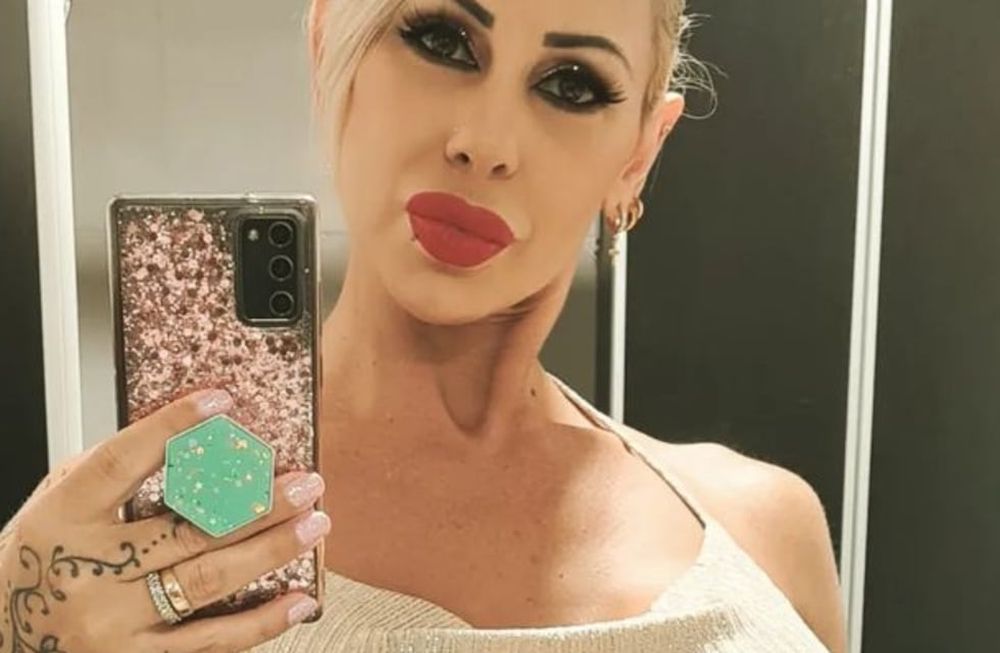 Mónica Farro se mostró desde la estética. / Instagram