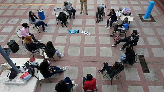 El incremento de alumnos se ve en todos los niveles e incluso y llamativamente, tanto en públicas como en privadas. - Orlando Pelichotti / Los Andes