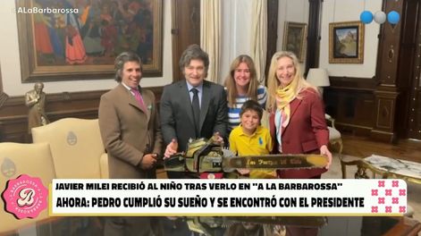 Pedrito, el nene libertario que conoció a Milei, lloró y saludó desde el balcón de Casa Rosada