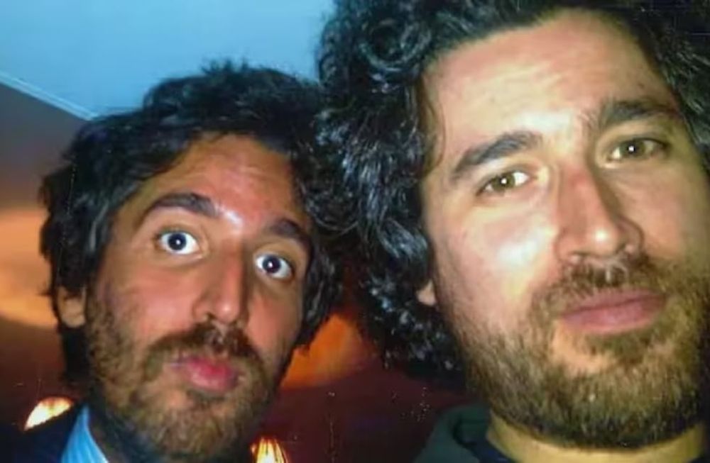 Mariano Cohn, hermano de la víctima y cineasta, expresó que, aunque no está conforme con las absoluciones, considera un avance que se haya demostrado la negligencia en la atención de su hermano.