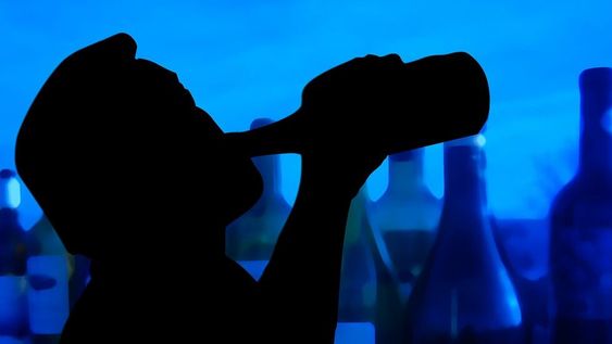 Consumo responsable: la ingesta diaria de alcohol aumenta el riesgo de muerte prematura, según un nuevo estudio