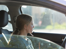 Esta adolescente enfrentará un proceso judicial con más de cien cargos.