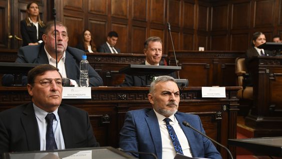 La Cámpora armó Fuerza Patria y profundizó su distanciamiento del sector que responde a los intendentes.