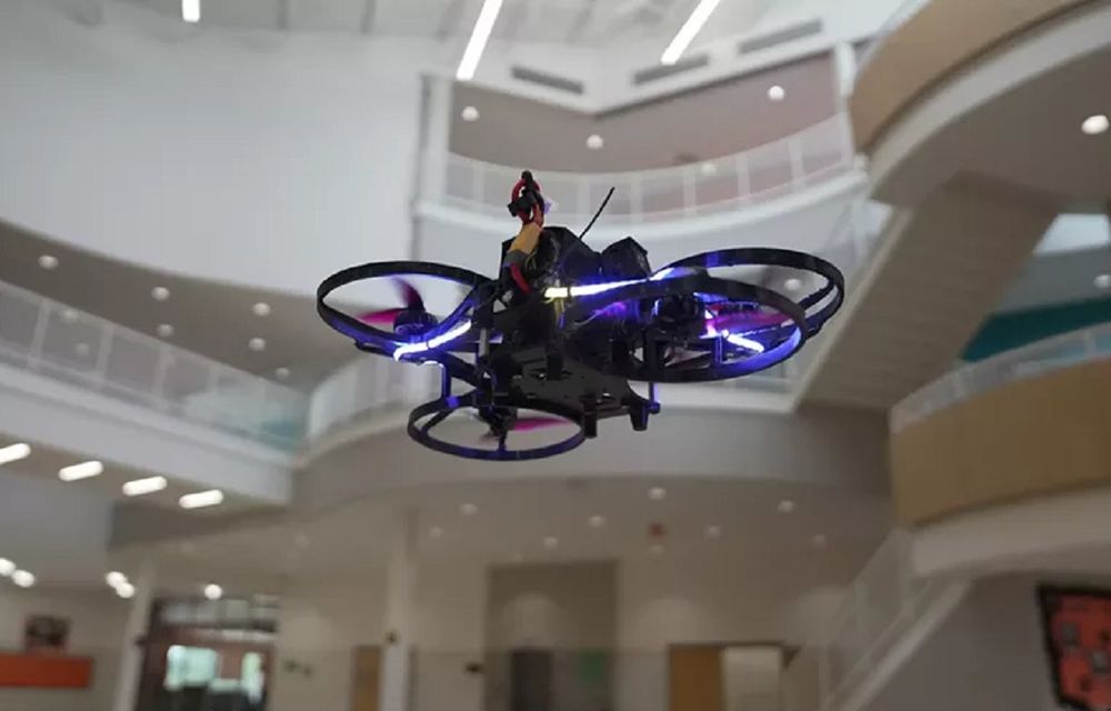 Estados Unidos: impulsan el uso de minidrones armados para proteger las escuelas en caso de tiroteos&nbsp;