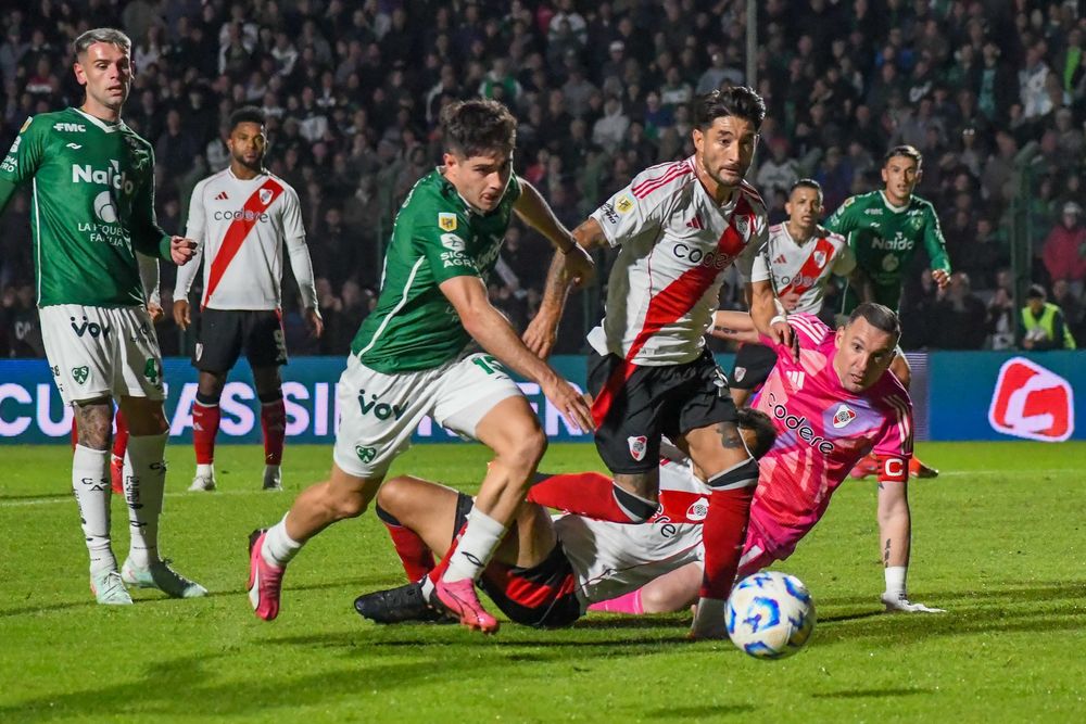 El cierre de la primera etapa encontró más incisivo a Sarmiento que al Millonario.&nbsp;