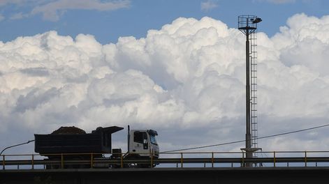 Defensa Civil emitió una inesperada alerta por granizo en el sur de Mendoza. / Imagen ilustrativa / José Gutiérrez
