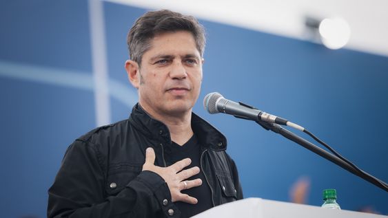 El gobernador bonaerense Axel Kicillof encabezó el cierre del plenario federal del Movimiento Derecho al Futuro.
