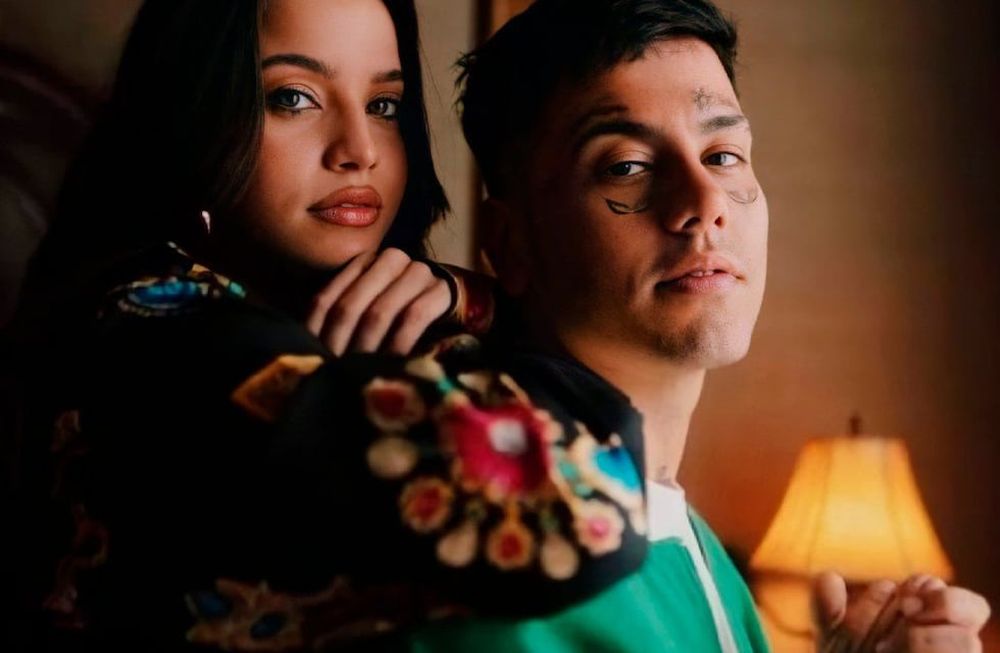 Duki y Emilia Mernes confirmaron su romance.