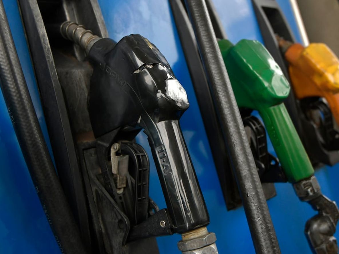 Postergan otra vez el aumento de los impuestos sobre los combustibles - Foto archivo Los Andes
