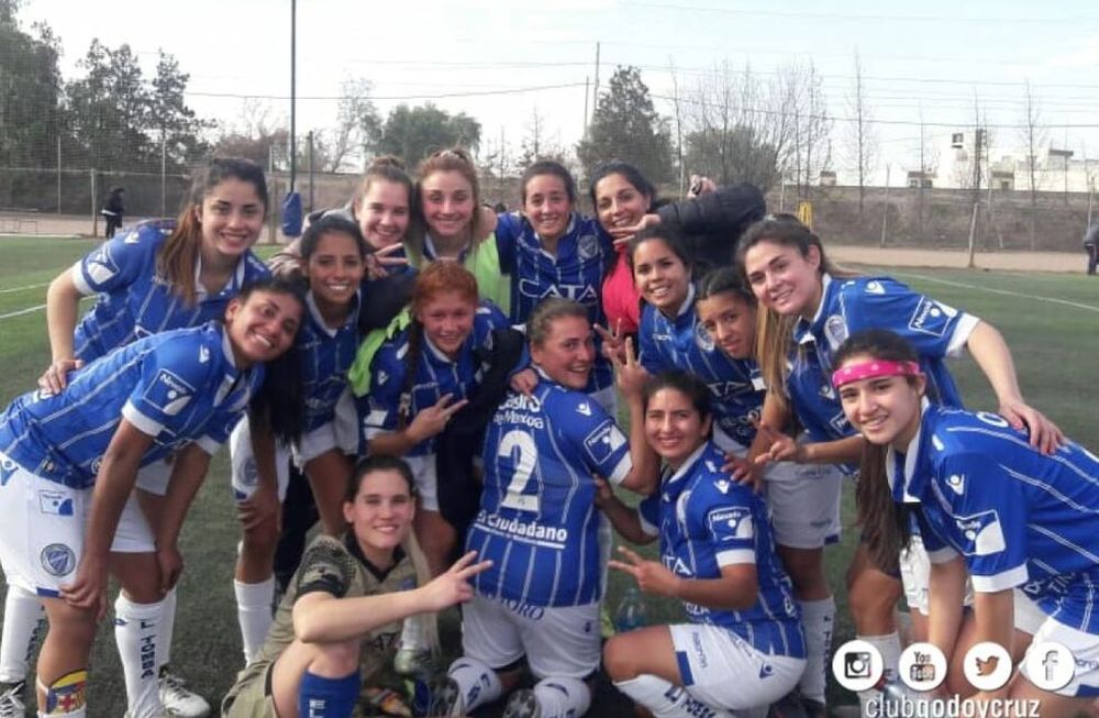 Fútbol femenino: el Tomba es el segundo clasificado