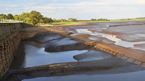 Por qué Uruguay está a menos de 10 días de quedarse en agua potable.