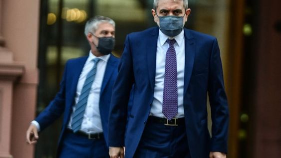 El ministro de Seguridad de la Nación cruzó fuertemente al funcionario bonaerense en el marco de la polémica que gira alrededor de los operativos por la cocaína envenenada en Tres de Febrero.