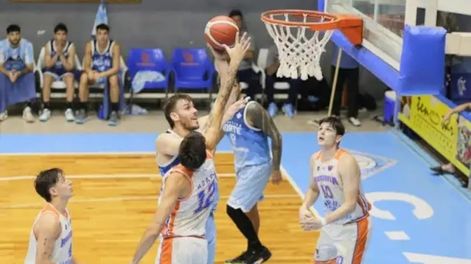 Los Andes | Rivadavia Básquet cayó ante Deportivo Norte de Armstrong (Santa Fe) por 96 a 94, en el cierre de su gira de tres partidos, donde cosechó una victoria. / Gentileza: Prensa Norte.